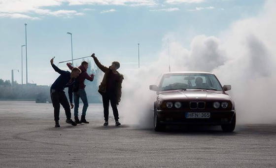 BMW burnout  | vyriskumas.eu